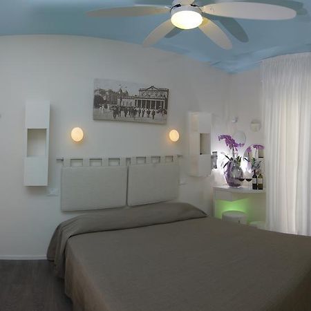 Hotel Casablanca Римини Номер фото