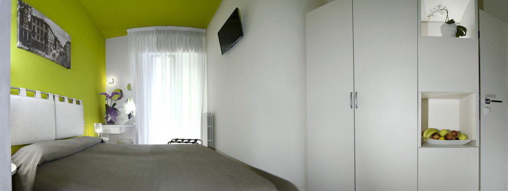 Hotel Casablanca Римини Экстерьер фото
